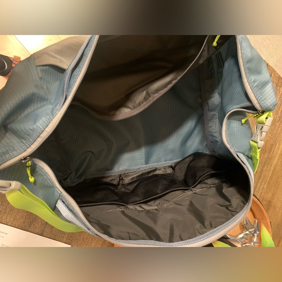 Ruffwear Travel Bag “Haul Bag” - Picture 8 of 16